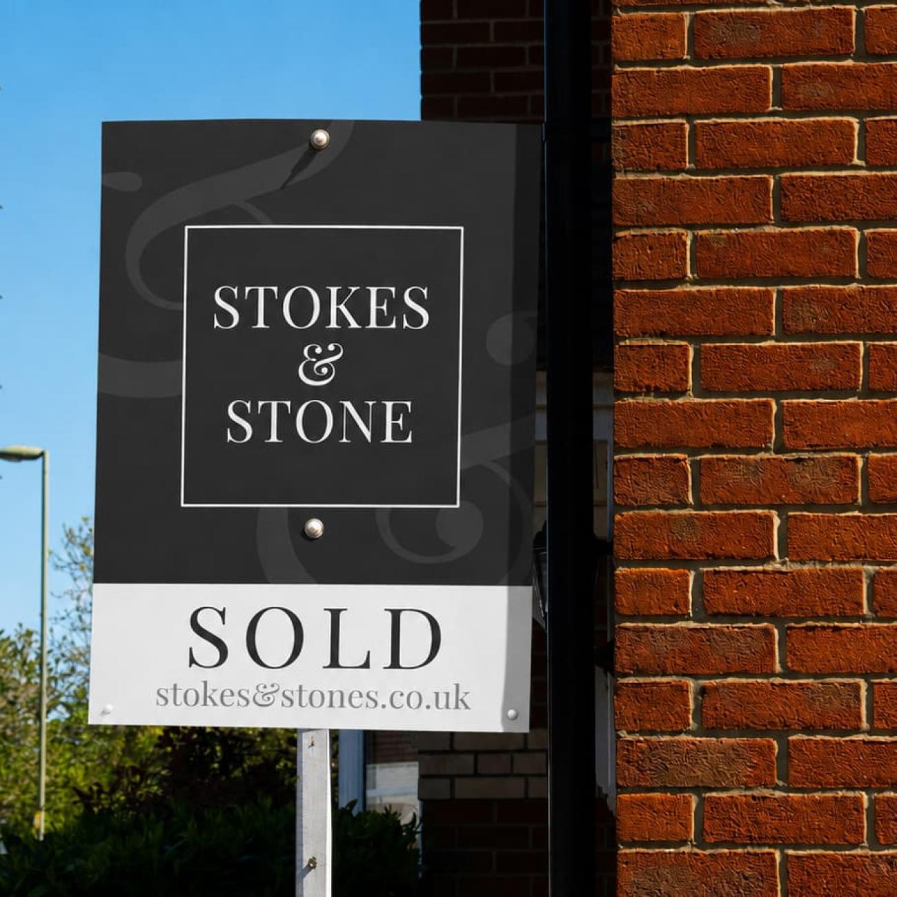 Professionally designed estate agency For Sale board helping properties stand out and strengthen brand visibility.